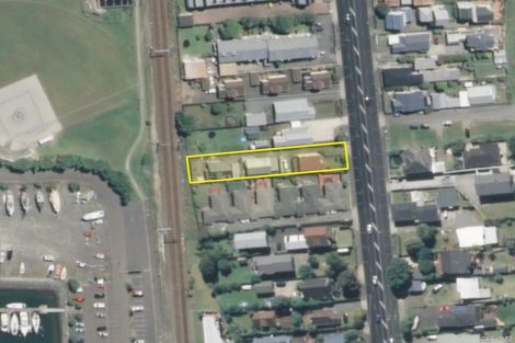 Photo of property in 27a Mana Esplanade, Paremata, Porirua, 5026