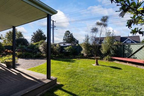 Photo of property in 2 Byrd Street, Levin, 5510