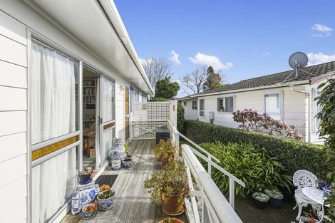 Photo of property in 154 Govett Avenue, Frankleigh Park, New Plymouth, 4310