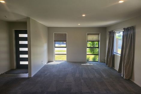 Photo of property in 22 Hurutini Way, Halswell, Christchurch, 8025
