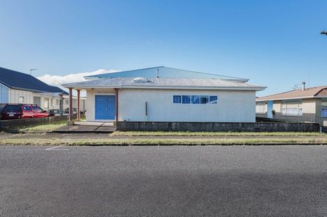 Photo of property in 17 Darnell Street, Fitzroy, New Plymouth, 4312