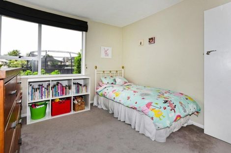 Photo of property in 8 Birdling Place, Halswell, Christchurch, 8025