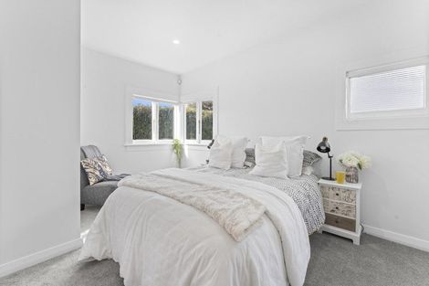 Photo of property in 24a Tahi Terrace, Glen Eden, Auckland, 0602