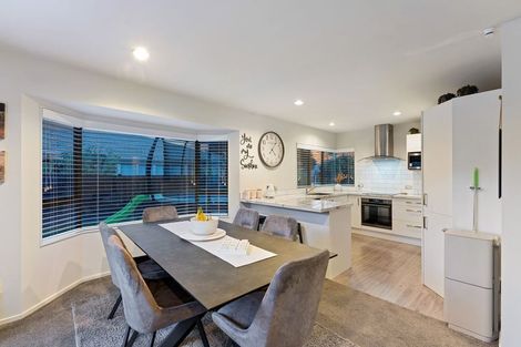 Photo of property in 37 Realm Drive, Paraparaumu, 5032