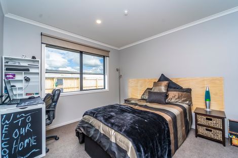 Photo of property in 7 Routhan Way, Carterton, 5713