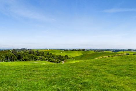 Photo of property in 888b Otaraoa Road, Tikorangi, Waitara, 4383