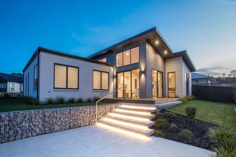 Photo of property in 129 Adler Drive, Ohauiti, Tauranga, 3112