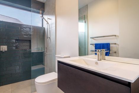 Photo of property in 3 Courthill Lane, Wanaka, 9305