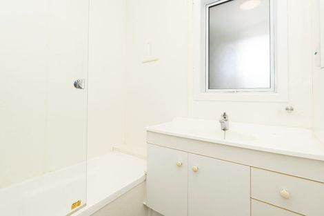 Photo of property in 11 Forest Lake Road, Forest Lake, Hamilton, 3200