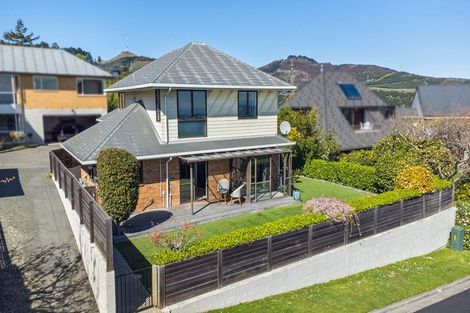 Photo of property in 5 Kiteroa Place, Cashmere, Christchurch, 8022