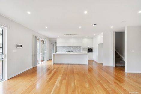 Photo of property in 77 Golden Morning Drive, Albany Heights, Auckland, 0632