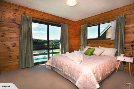 Photo of property in 5 Shackle Lane, Whitby, Porirua, 5024