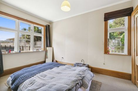 Photo of property in 120a Breaker Bay Road, Breaker Bay, Wellington, 6022