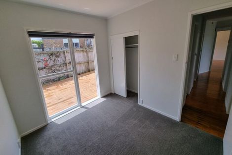 Photo of property in 43 Ramillies Place, Glenfield, Auckland, 0629