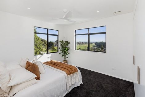Photo of property in 3 Stoney Creek Lane, Halswell, Christchurch, 8025