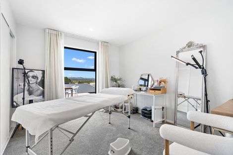 Photo of property in 11 Rihi Paea Rise, Ngunguru, 0173