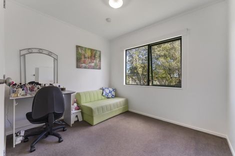 Photo of property in 109 Hillcrest Drive, Kelvin Grove, Palmerston North, 4414