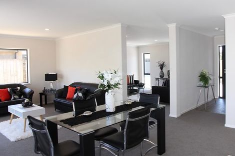 Photo of property in 5 Market Lane, Westown, New Plymouth, 4310