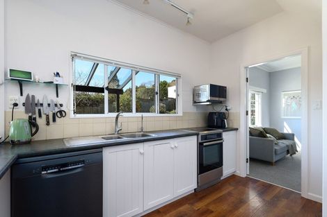 Photo of property in 279 Hampden Street, Nelson South, Nelson, 7010