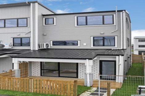 Photo of property in 15 Auranga Drive, Karaka, Papakura, 2113