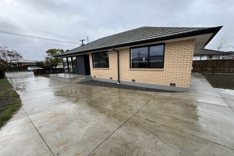 Photo of property in 224 Mairehau Road, Burwood, Christchurch, 8083