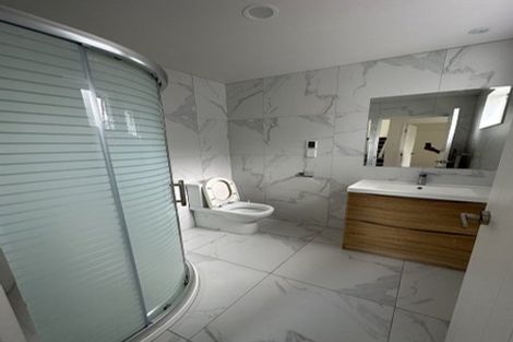 Photo of property in 2a Hemi Street, Narrow Neck, Auckland, 0622