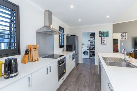 Photo of property in 6 Ataahua Place, Featherston, 5710