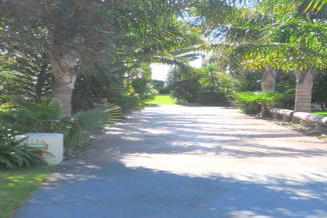 Photo of property in 106a Seaview Road, Whangamata, 3620
