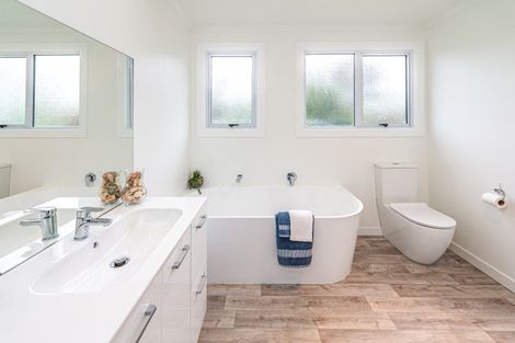 Photo of property in 89 Great North Road, Saint Johns Hill, Whanganui, 4501