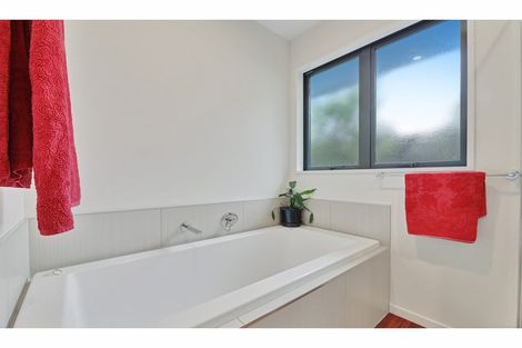 Photo of property in 357 Estuary Road, South New Brighton, Christchurch, 8062