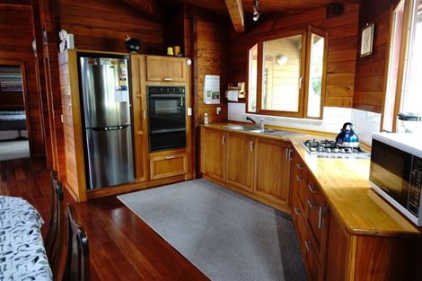 Photo of property in 928 Te Aute Trust Road, Poukawa, Hastings, 4178