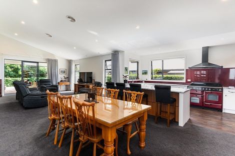 Photo of property in 8 Lancewood Avenue, Feilding, 4702