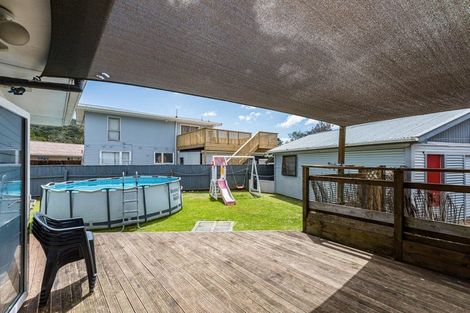 Photo of property in 51 Parenga Street, Wainuiomata, Lower Hutt, 5014