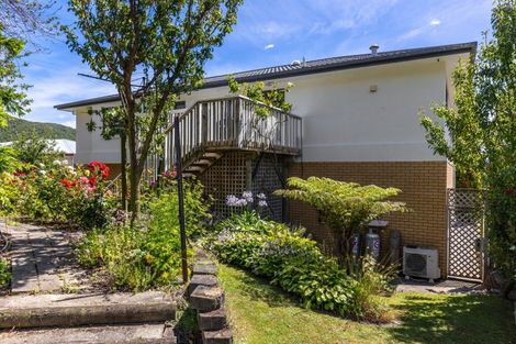 Photo of property in 13 Rimu Terrace, Waikawa, Picton, 7220