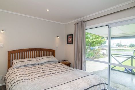 Photo of property in 30 Donovan Road, Paraparaumu Beach, Paraparaumu, 5032