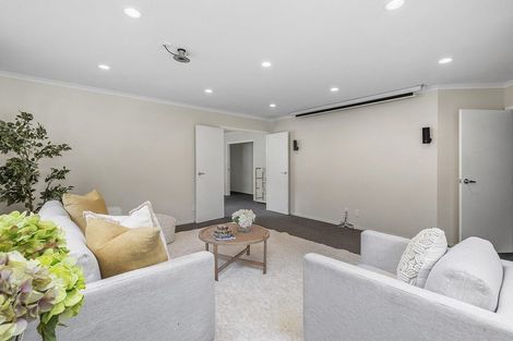 Photo of property in 60 Airlie Road, Plimmerton, Porirua, 5026