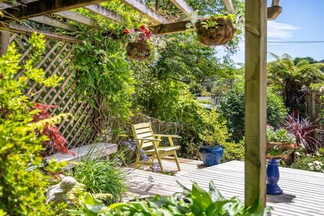 Photo of property in 58 Jocelyn Crescent, Pinehaven, Upper Hutt, 5019