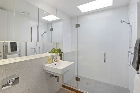 Photo of property in 70 Office Road, Merivale, Christchurch, 8014