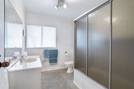 Photo of property in 3/13 Sunhill Road, Sunnyvale, Auckland, 0612