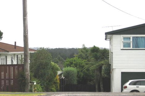 Photo of property in 1/302 Sunset Road, Windsor Park, Auckland, 0632