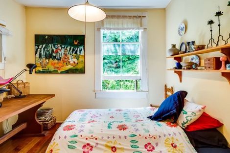 Photo of property in 1 Harvey Road, Bluff Hill, Napier, 4110