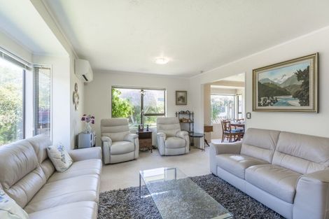Photo of property in 349b Te Moana Road, Waikanae, 5036