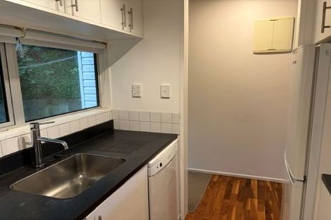 Photo of property in 2/49 Maungaraki Road, Korokoro, Lower Hutt, 5012