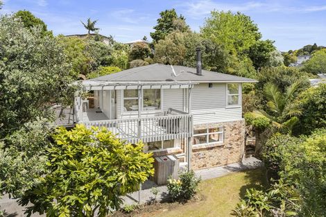 Photo of property in 71 Hendry Avenue, Hillsborough, Auckland, 1042