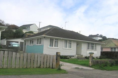 Photo of property in 6 Thompson Grove, Ranui, Porirua, 5024