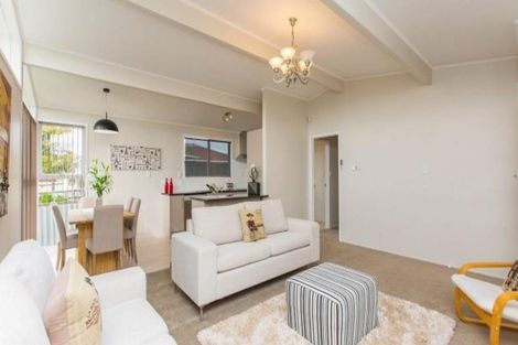 Photo of property in 9 Serrano Place, Clover Park, Auckland, 2023