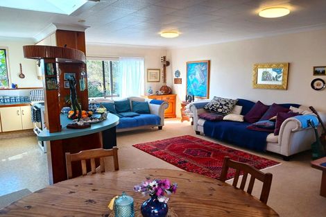 Photo of property in 67 Cable Bay Block Road, Cable Bay, 0420