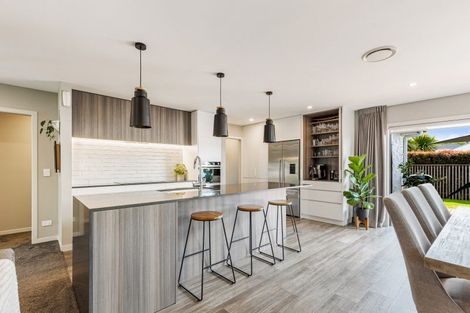 Photo of property in 33 Nellie Drive, Kumeu, 0810