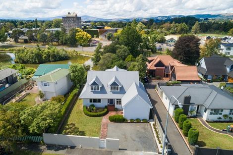 Photo of property in 107 Jickell Street, Hokowhitu, Palmerston North, 4410