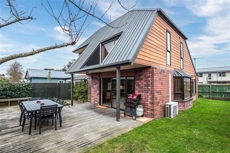 Photo of property in 95 Mandeville Street, Riccarton, Christchurch, 8011